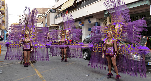 Aquí hay tomate» y «Chichipotuaka» repiten primer en el Carnaval de Torrevieja TORREGUIA.es » de